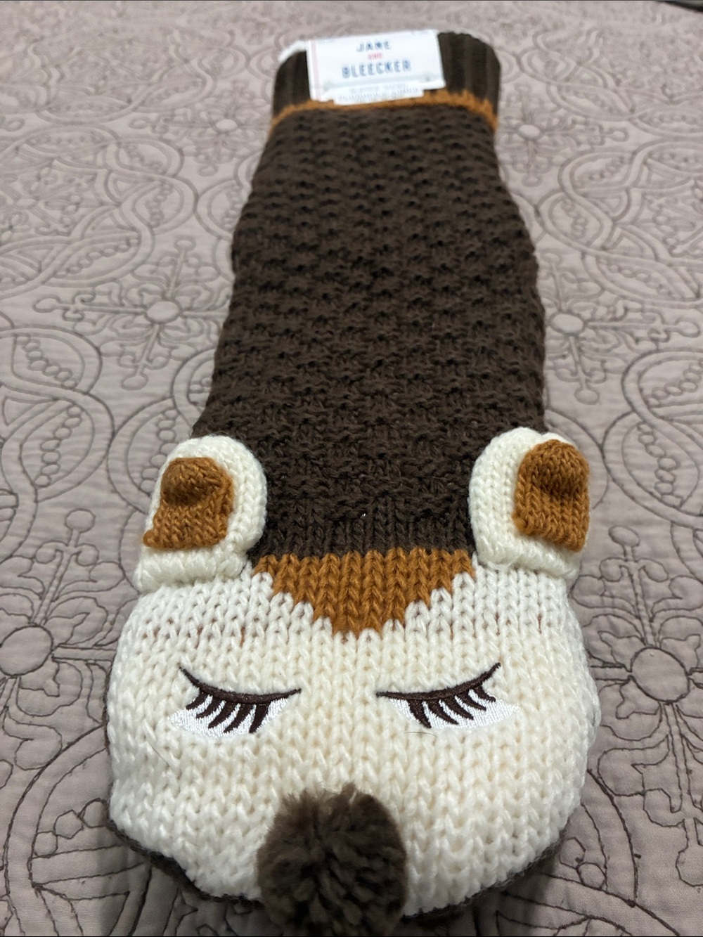 JANE AND BLEECKER NWT Ladies’ Brown & Cream Colored Bear Slipper Socks One Size.